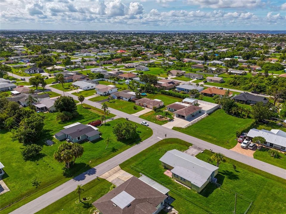 Active With Contract: $229,900 (3 beds, 2 baths, 1144 Square Feet)