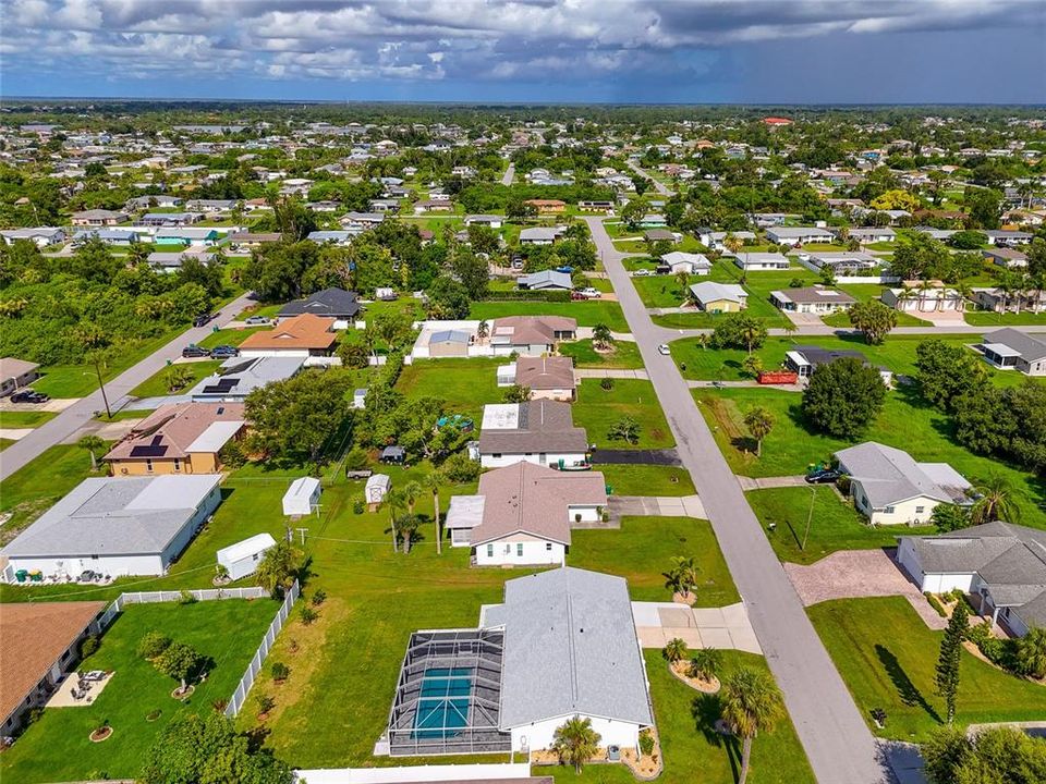 Active With Contract: $229,900 (3 beds, 2 baths, 1144 Square Feet)