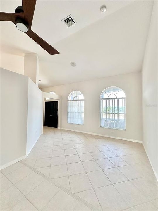 Active With Contract: $349,000 (3 beds, 2 baths, 2077 Square Feet)