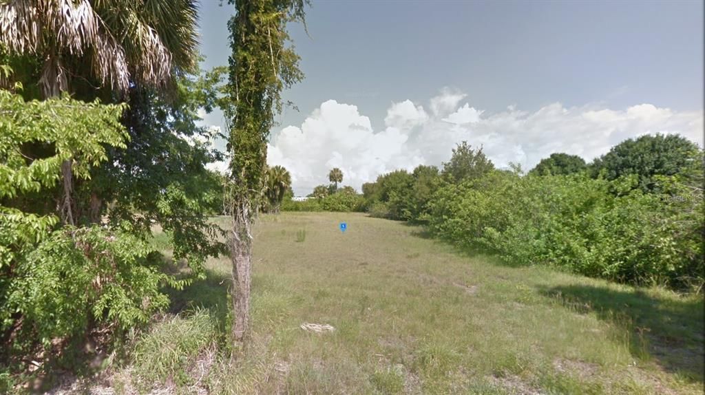 En Venta: $61,999 (0.44 acres)