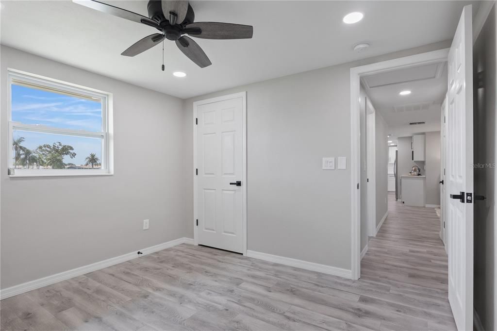 Active With Contract: $344,000 (3 beds, 2 baths, 1242 Square Feet)