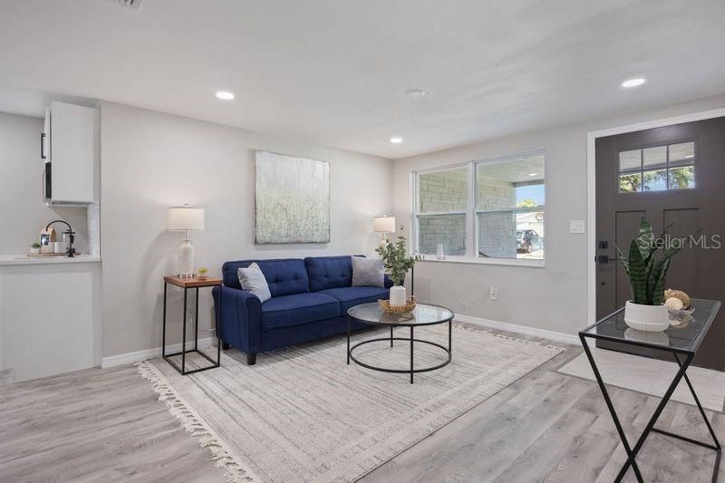 Active With Contract: $344,000 (3 beds, 2 baths, 1242 Square Feet)