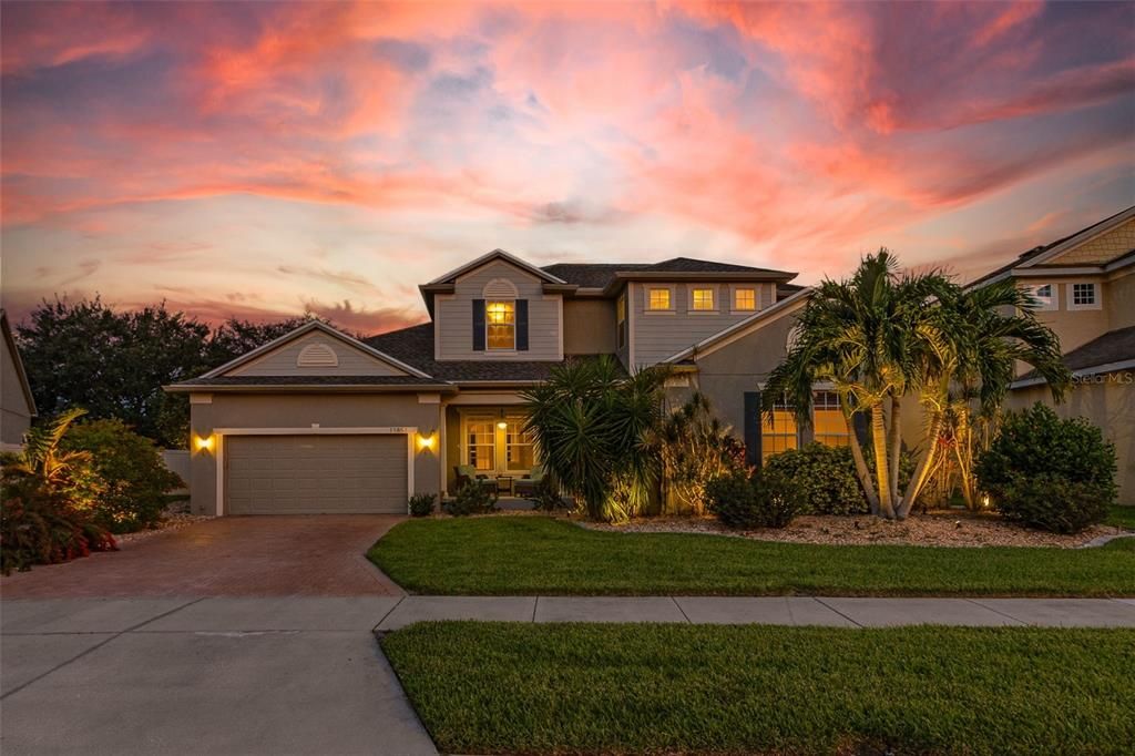 最近售出: $799,000 (5 贝兹, 4 浴室, 3428 平方英尺)