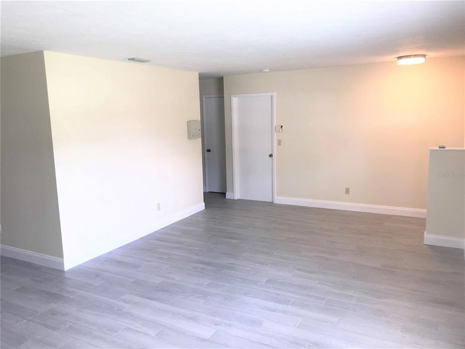 For Rent: $3,500 (3 beds, 2 baths, 1872 Square Feet)