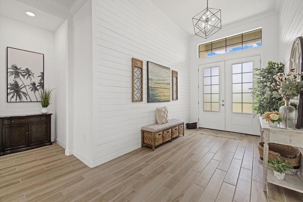 Active With Contract: $1,100,000 (3 beds, 3 baths, 2647 Square Feet)