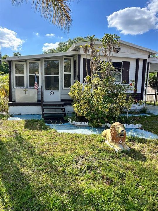 Recently Rented: $1,050 (1 beds, 2 baths, 616 Square Feet)