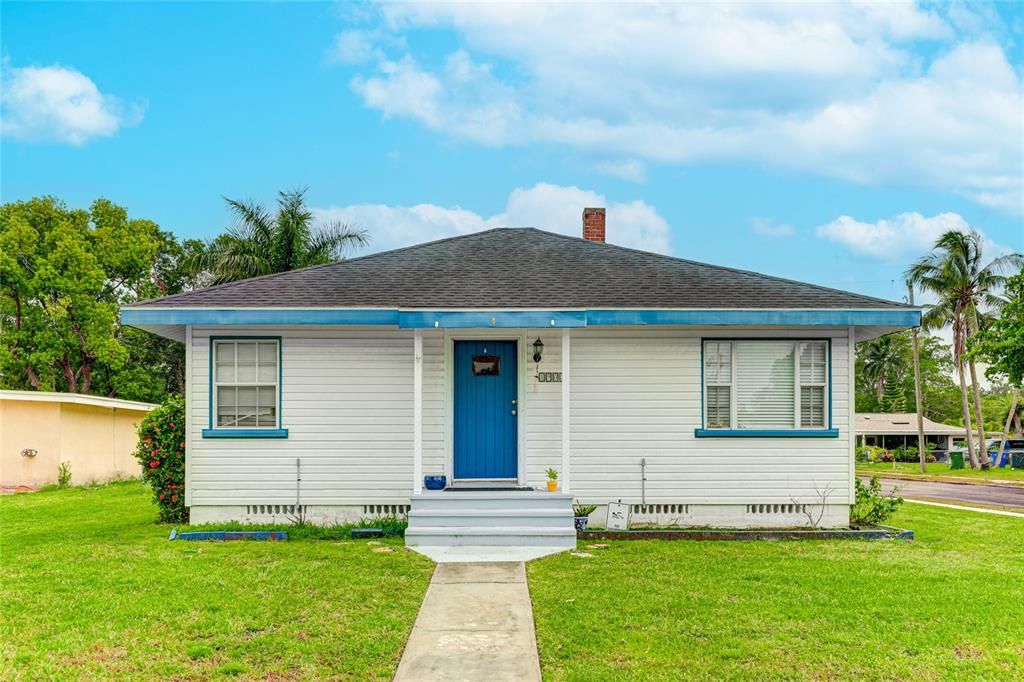 Active With Contract: $150,000 (3 beds, 2 baths, 840 Square Feet)