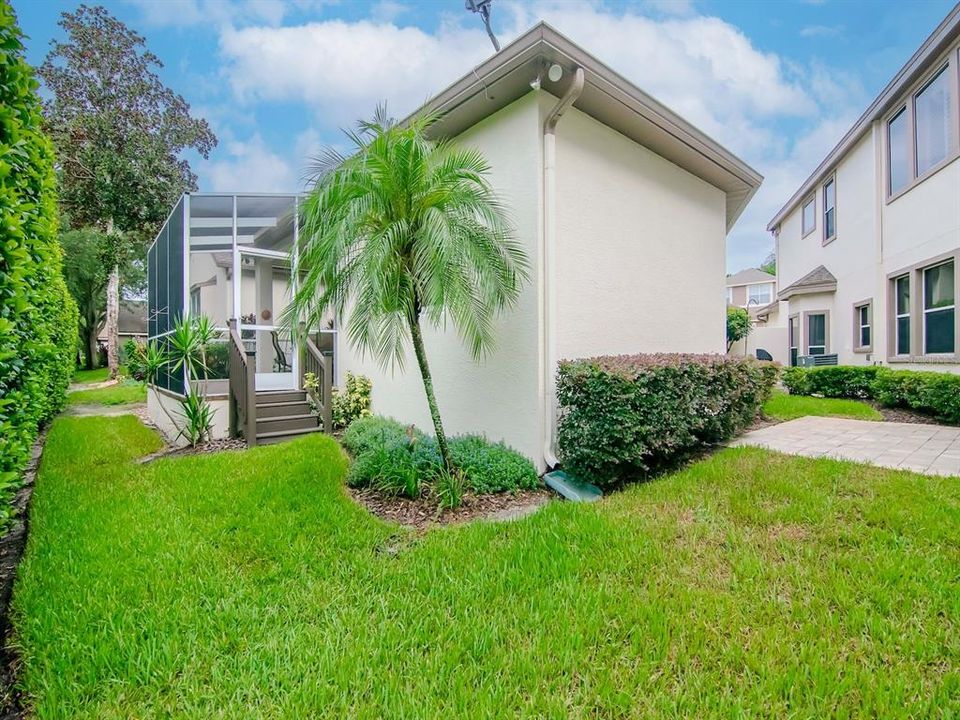 Active With Contract: $400,000 (3 beds, 2 baths, 1580 Square Feet)