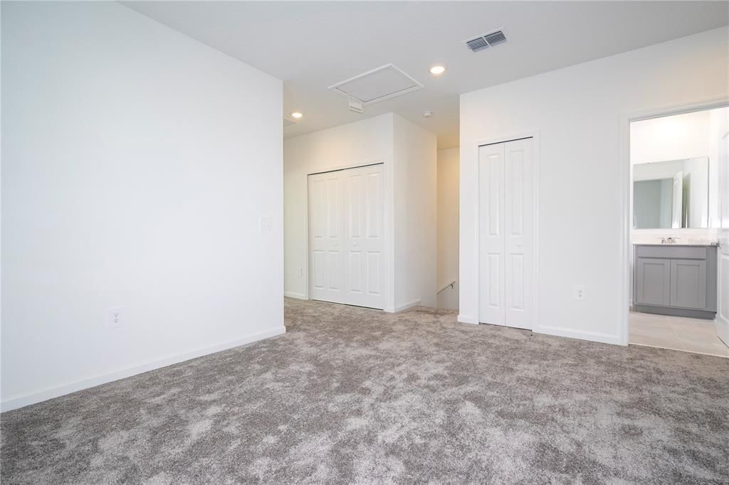 Active With Contract: $2,450 (3 beds, 2 baths, 1873 Square Feet)