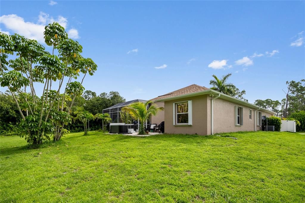 Active With Contract: $599,000 (3 beds, 2 baths, 2557 Square Feet)