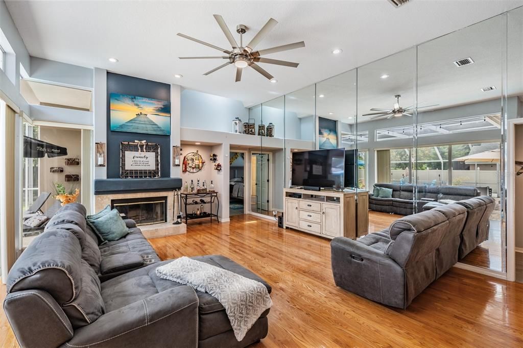 Active With Contract: $825,000 (4 beds, 3 baths, 3199 Square Feet)