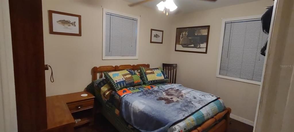 For Sale: $230,000 (2 beds, 1 baths, 768 Square Feet)