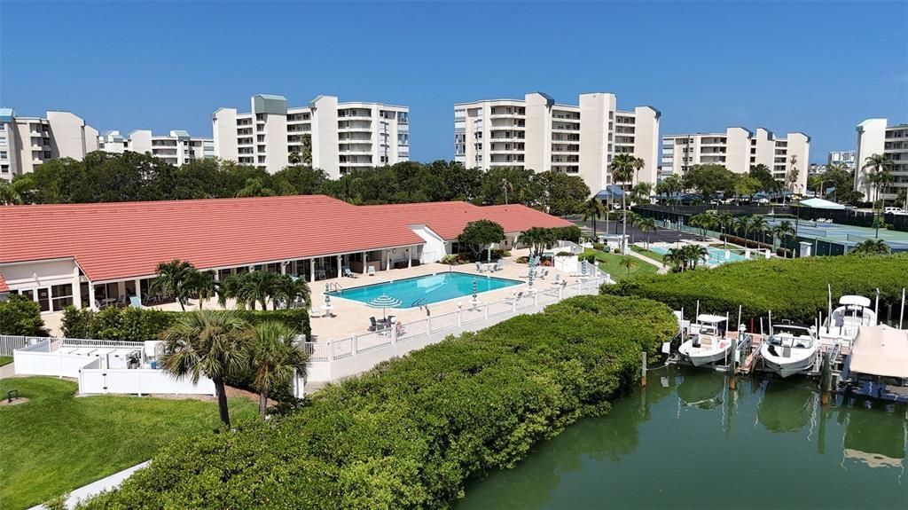 LARGE CLUBHOUSE AND POOL WITH ADJACENT COMMUNITY MARINA WITH SLIPS AVAIL FOR PURCHASE OR LEASE.