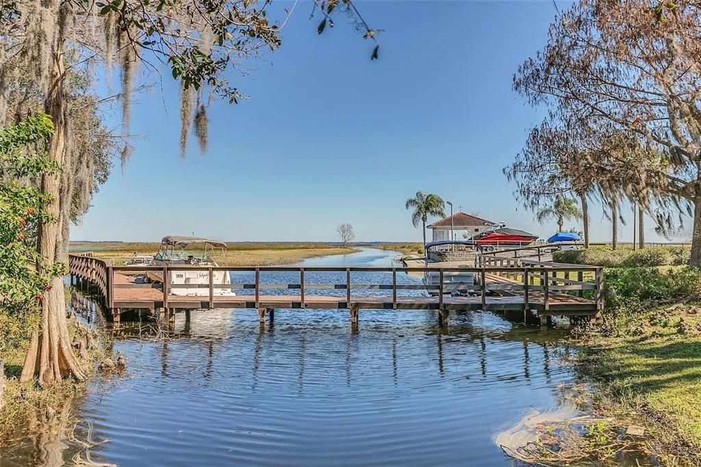 Kissimmee Bay Marina