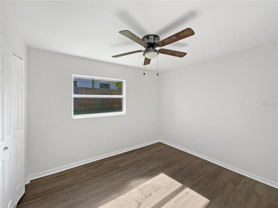 For Sale: $230,000 (3 beds, 1 baths, 1118 Square Feet)