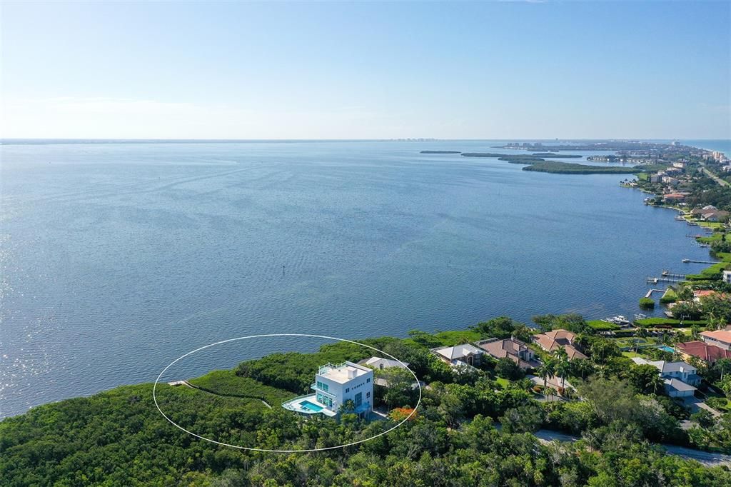 House - 5444 Gulf of Mexico Dr. - 1.06 Acres