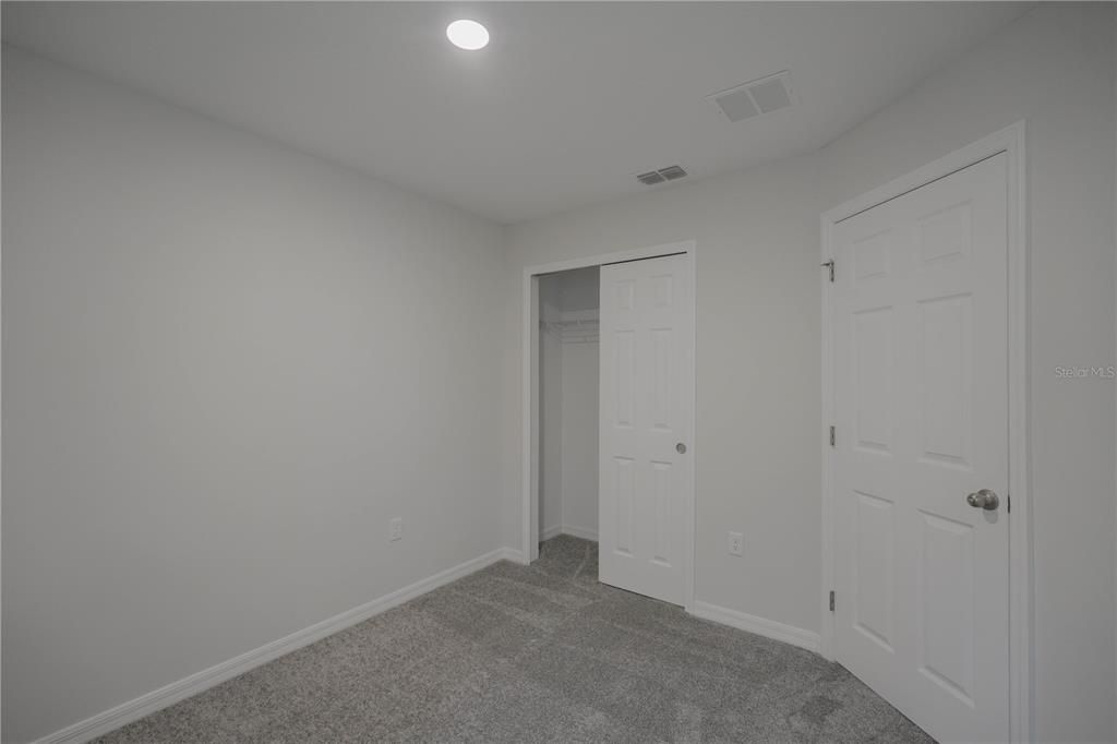 Active With Contract: $244,900 (3 beds, 2 baths, 1077 Square Feet)