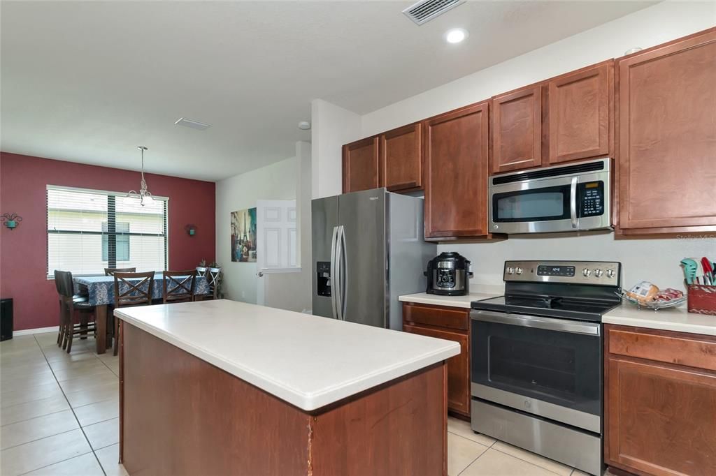 Spacious Kitchen in the center of home