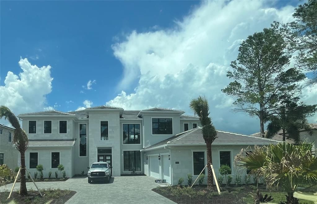 Recently Sold: $2,992,445 (6 beds, 6 baths, 7296 Square Feet)