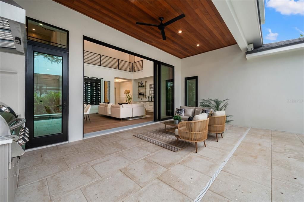 Active With Contract: $4,000,000 (4 beds, 4 baths, 3613 Square Feet)