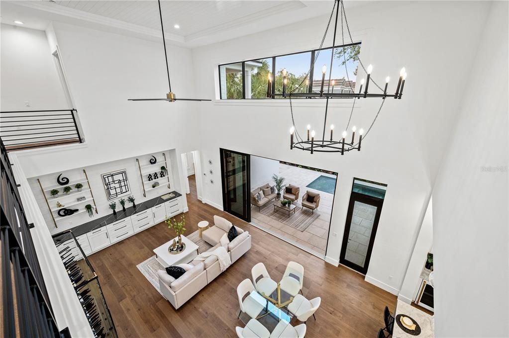 Active With Contract: $4,000,000 (4 beds, 4 baths, 3613 Square Feet)