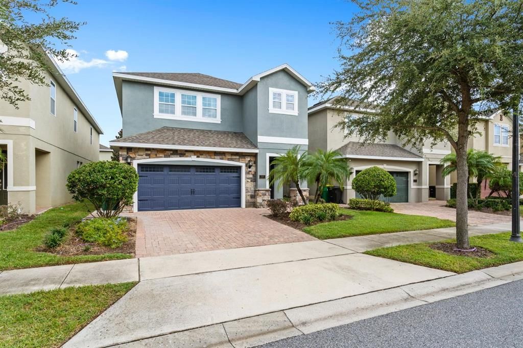 Active With Contract: $767,000 (6 beds, 6 baths, 3317 Square Feet)