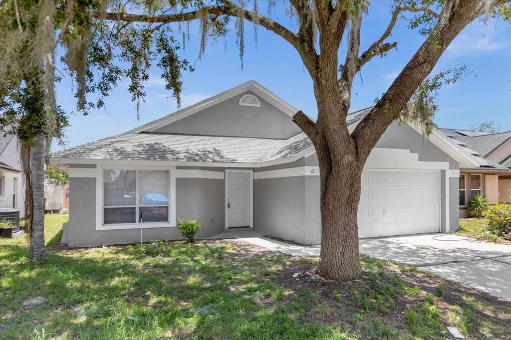 Active With Contract: $434,900 (3 beds, 2 baths, 1766 Square Feet)