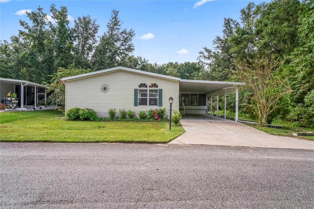 Active With Contract: $239,999 (3 beds, 2 baths, 1860 Square Feet)