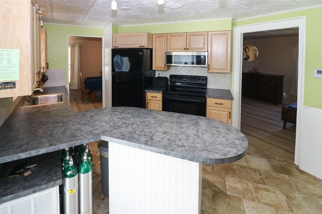 For Sale: $134,000 (2 beds, 2 baths, 960 Square Feet)