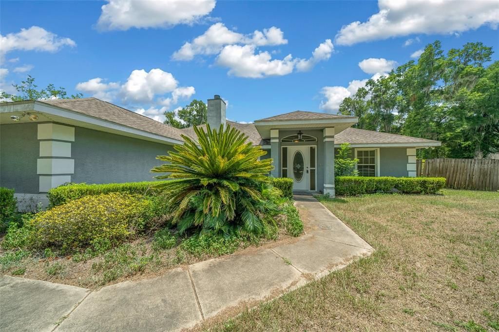 Active With Contract: $394,900 (3 beds, 2 baths, 2192 Square Feet)