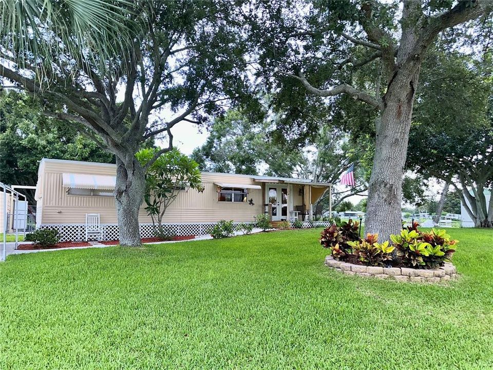 Recently Sold: $155,000 (2 beds, 2 baths, 1308 Square Feet)