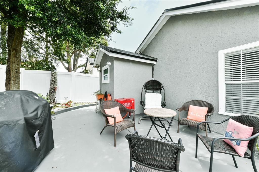 Active With Contract: $415,000 (3 beds, 2 baths, 1567 Square Feet)