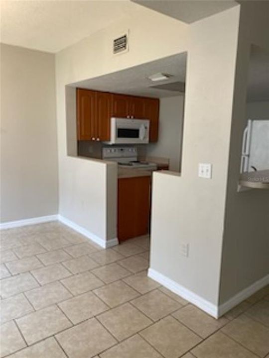 For Rent: $1,825 (3 beds, 2 baths, 1811 Square Feet)