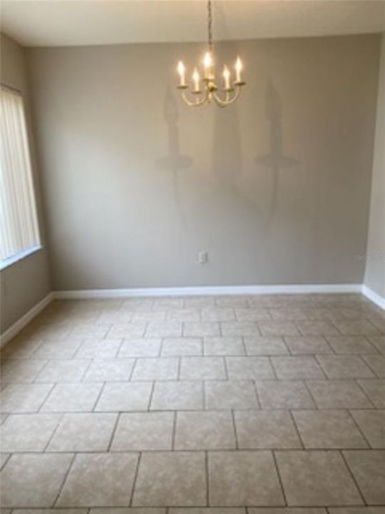 For Rent: $1,825 (3 beds, 2 baths, 1811 Square Feet)