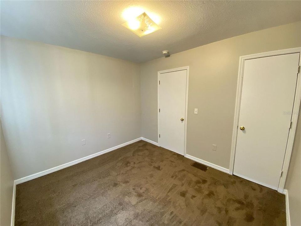 For Rent: $1,825 (3 beds, 2 baths, 1811 Square Feet)