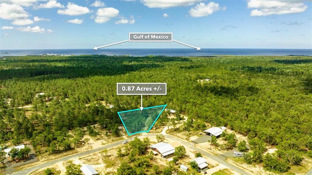 На продажу: $99,000 (0.87 acres)