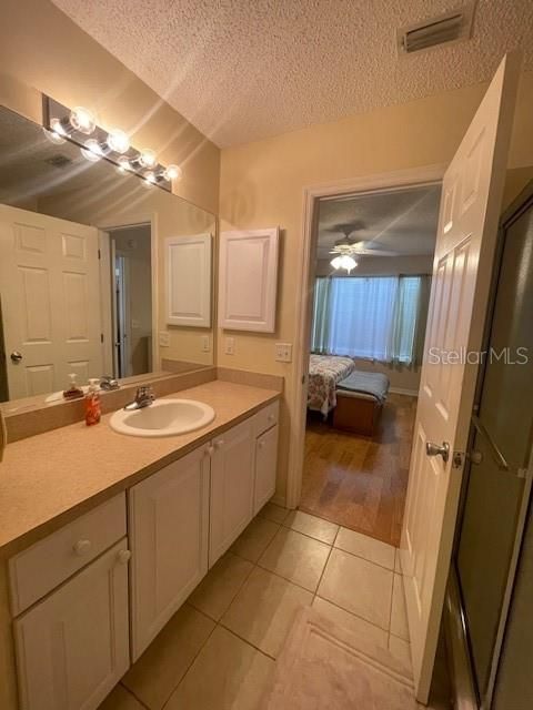 For Rent: $2,100 (2 beds, 2 baths, 1240 Square Feet)