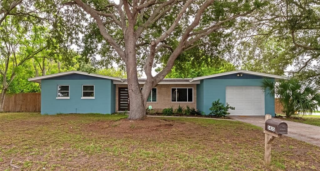 Recently Sold: $320,000 (2 beds, 1 baths, 1152 Square Feet)