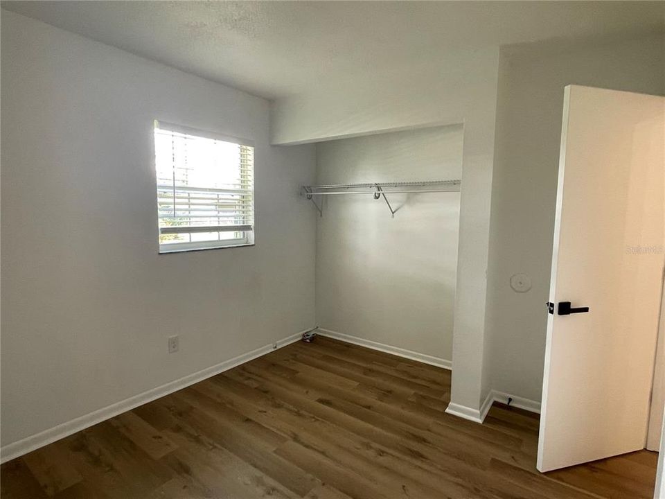 For Rent: $1,650 (3 beds, 1 baths, 924 Square Feet)