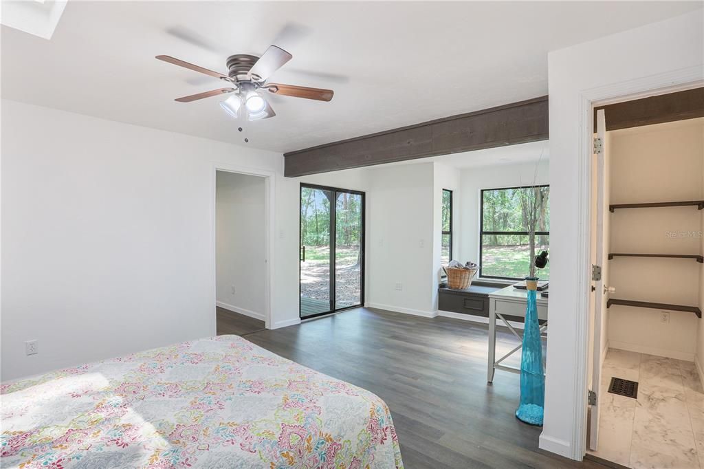 Active With Contract: $492,500 (2 beds, 2 baths, 1501 Square Feet)