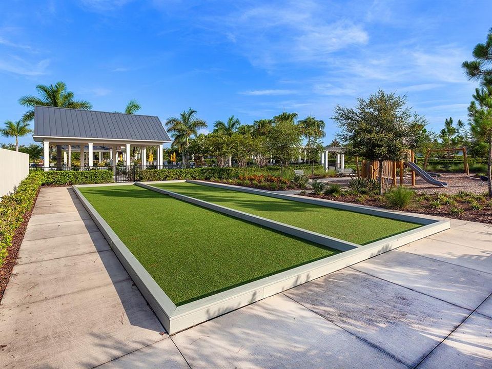 Active With Contract: $1,695,000 (3 beds, 2 baths, 2653 Square Feet)