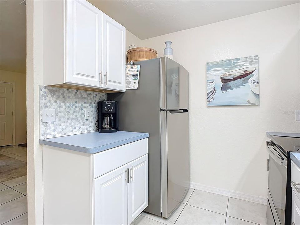 For Sale: $305,000 (3 beds, 1 baths, 1005 Square Feet)