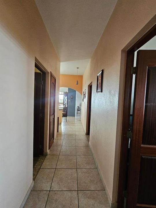 En Venta: $425,000 (3 camas, 2 baños, 3439 Pies cuadrados)