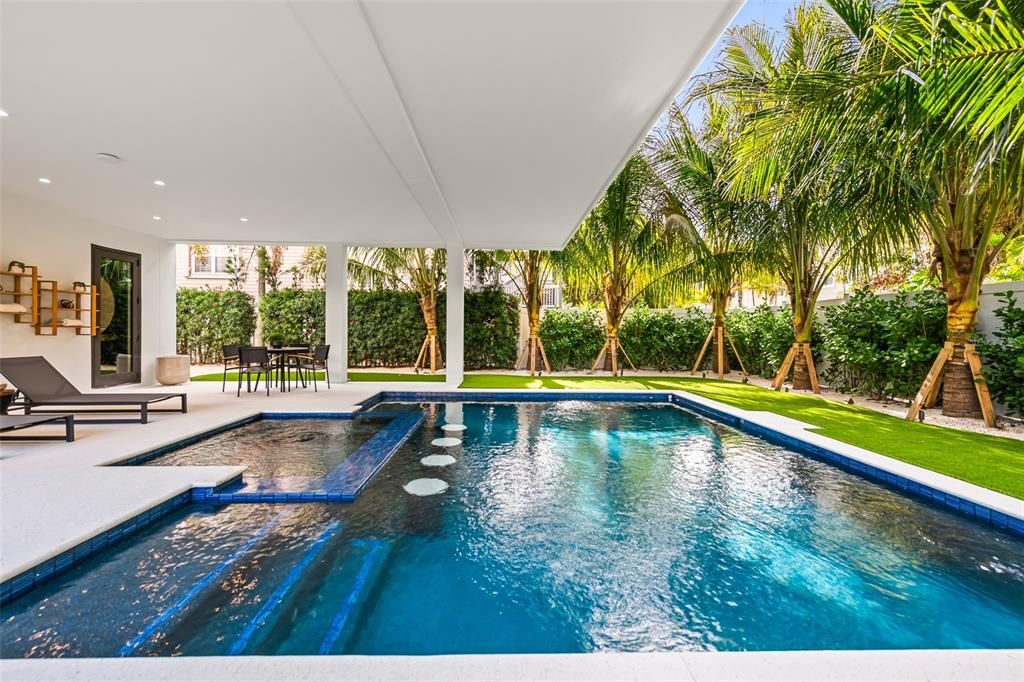 En Venta: $5,895,000 (5 camas, 4 baños, 2545 Pies cuadrados)