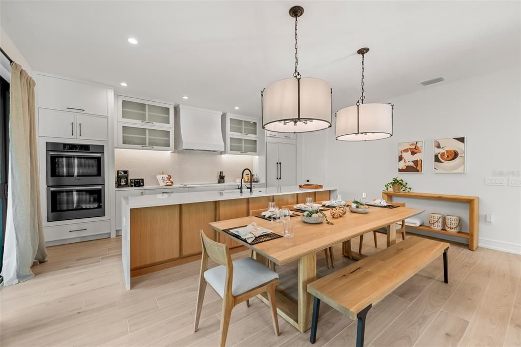 For Sale: $5,895,000 (5 beds, 4 baths, 2545 Square Feet)