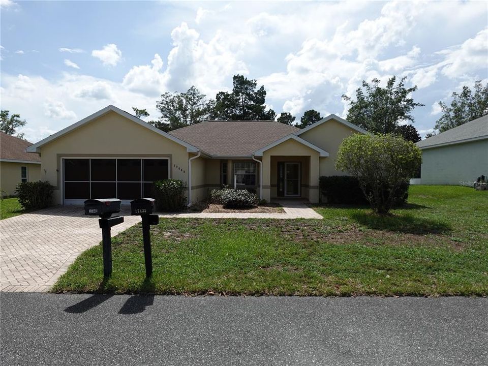 Active With Contract: $225,000 (3 beds, 2 baths, 1794 Square Feet)