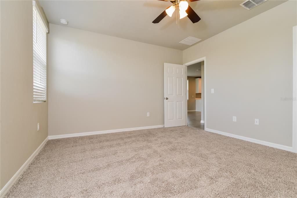 For Rent: $2,365 (3 beds, 2 baths, 1695 Square Feet)