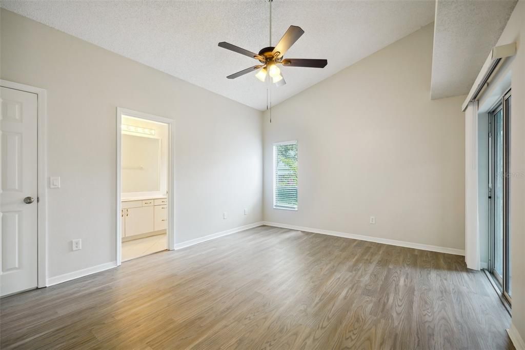 For Sale: $329,900 (3 beds, 2 baths, 1519 Square Feet)