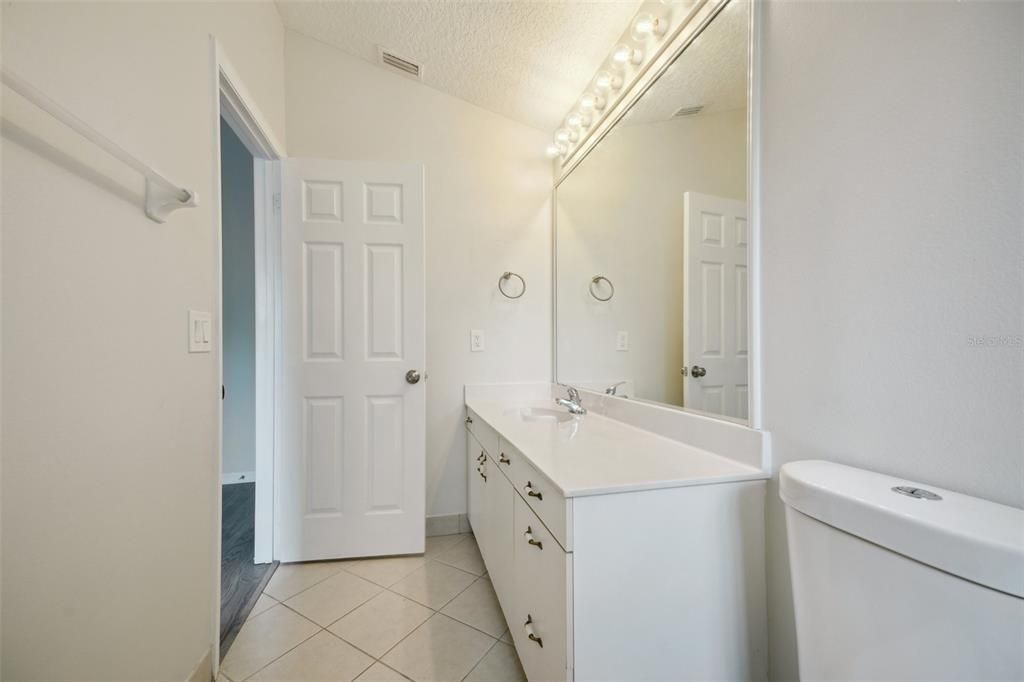 For Sale: $329,900 (3 beds, 2 baths, 1519 Square Feet)