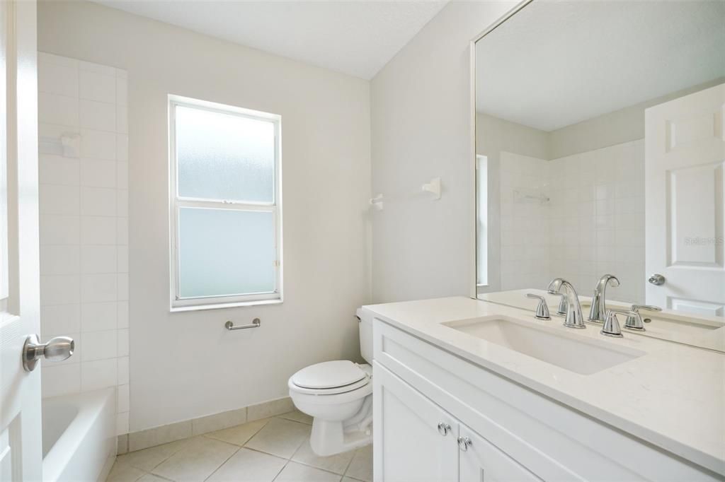 For Sale: $329,900 (3 beds, 2 baths, 1519 Square Feet)